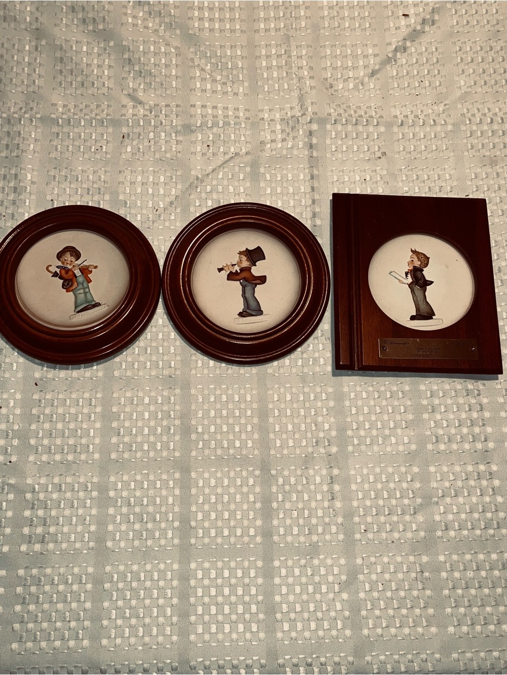 Goebel M.I. Hummel Little Music Makers Complete 4 Plate Set 1984-1987 Framed